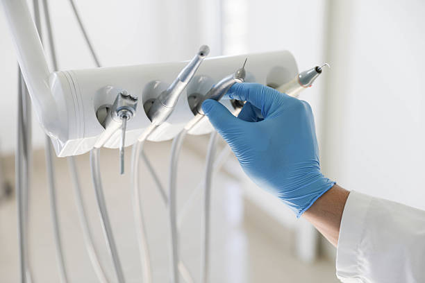 Professional Dental technician working in Tulsa County County, OK